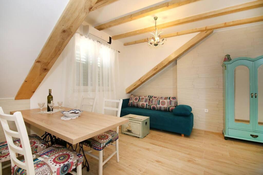 Apartment Barbara'S Inheritance Сплит Экстерьер фото